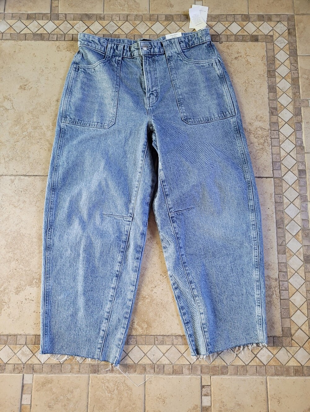 Free Assembly Barrel Jeans - Picture 2 of 5